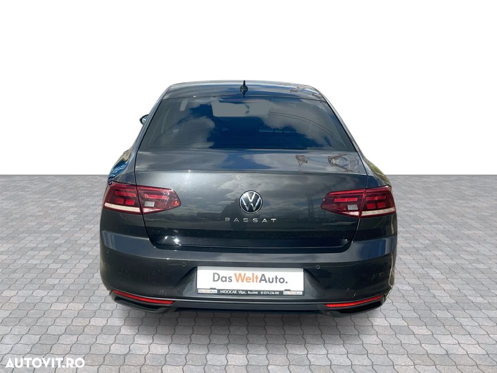 Volkswagen Passat 2.0 TDI DSG Comfortline - 4