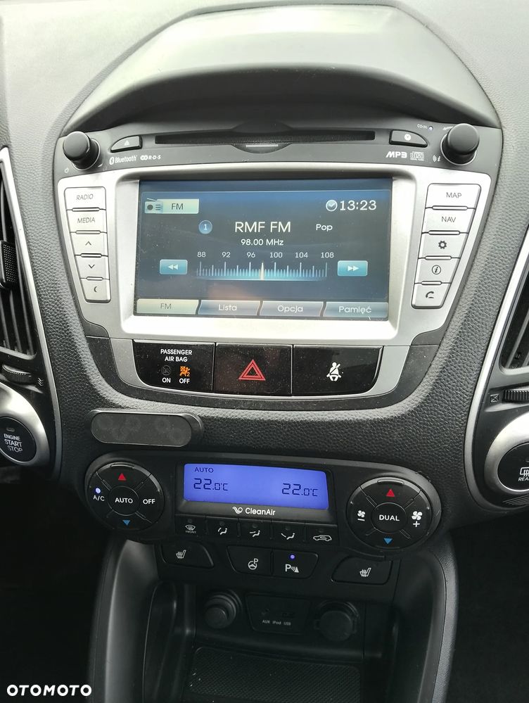 Hyundai ix35 1.7 CRDi 2WD blue Style - 14