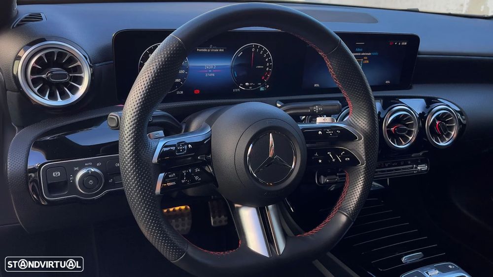 Mercedes-Benz A 250 e 8G-DCT AMG Line - 26
