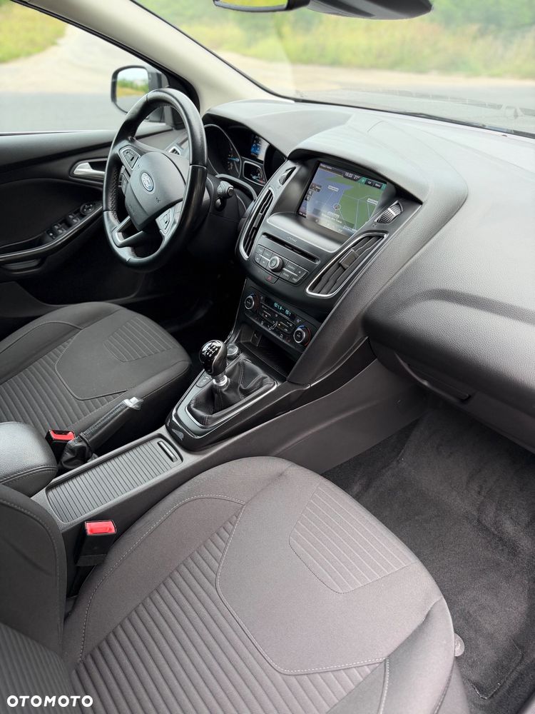 Ford Focus 1.5 TDCi DPF Start-Stopp-System Titanium - 9