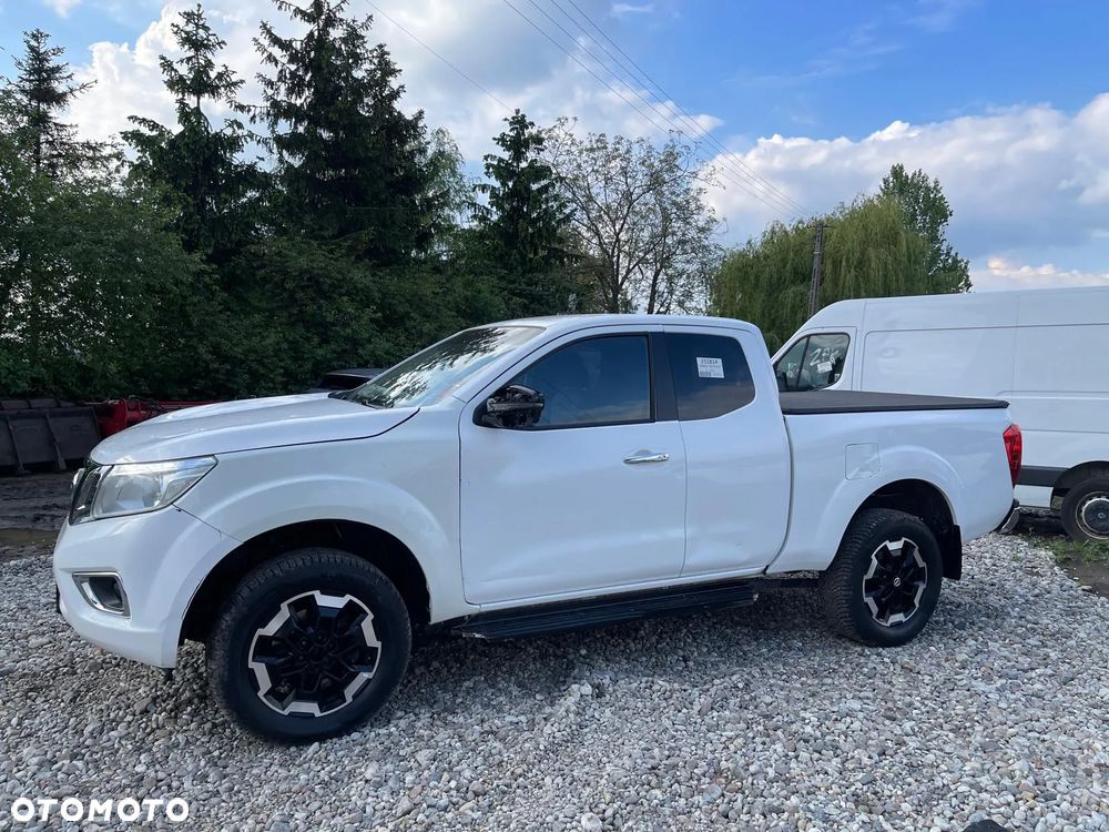 Nissan Navara - 25