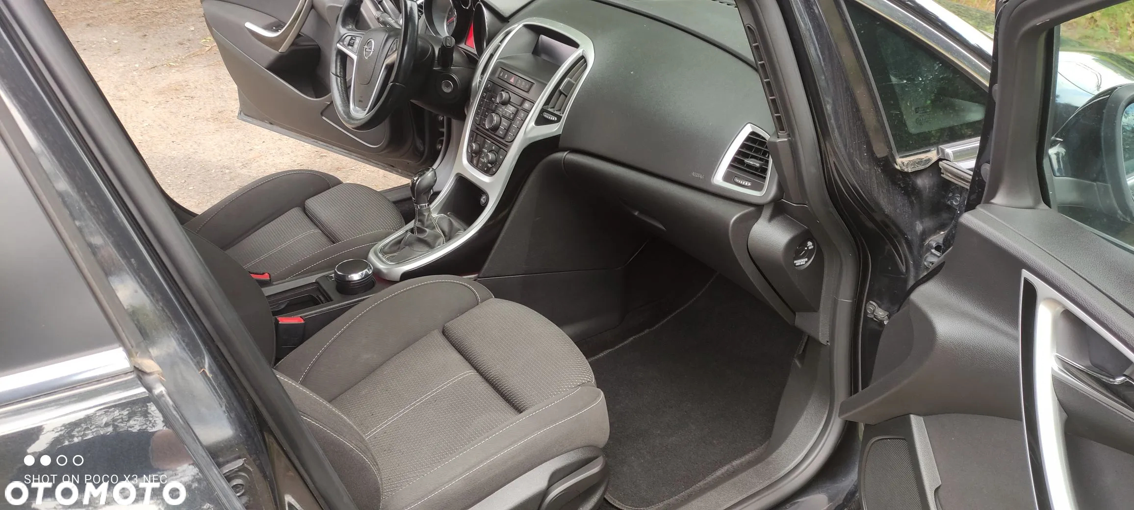 Opel Astra 2.0 CDTI Exklusiv - 29