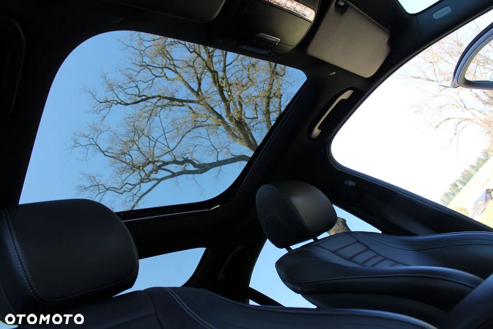Mercedes-Benz Klasa E 400 4Matic 9G-TRONIC Exclusive - 22