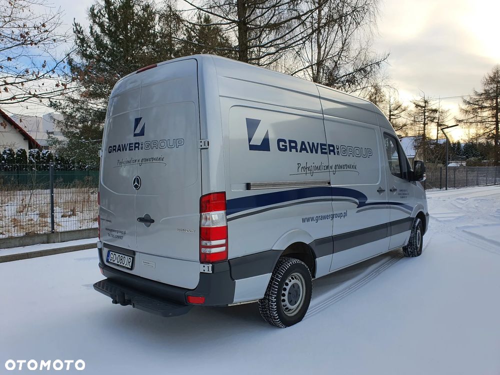 Mercedes-Benz SPRINTER - 2