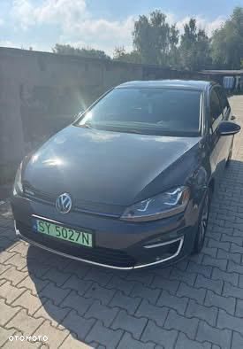 Volkswagen Golf - 2