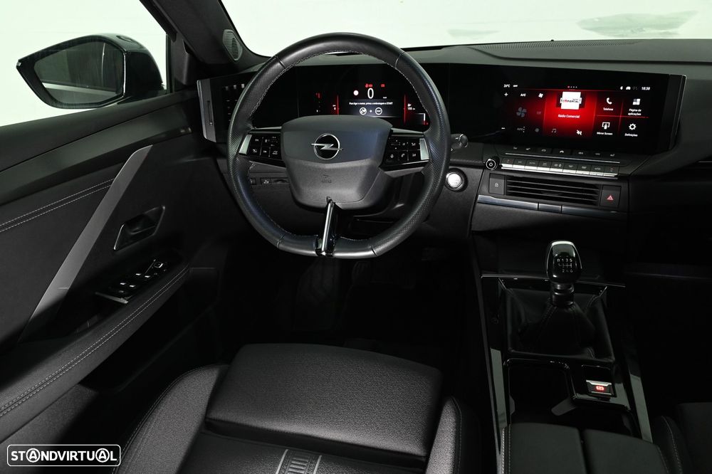 Opel Astra Sports Tourer 1.2 T GS Line - 11