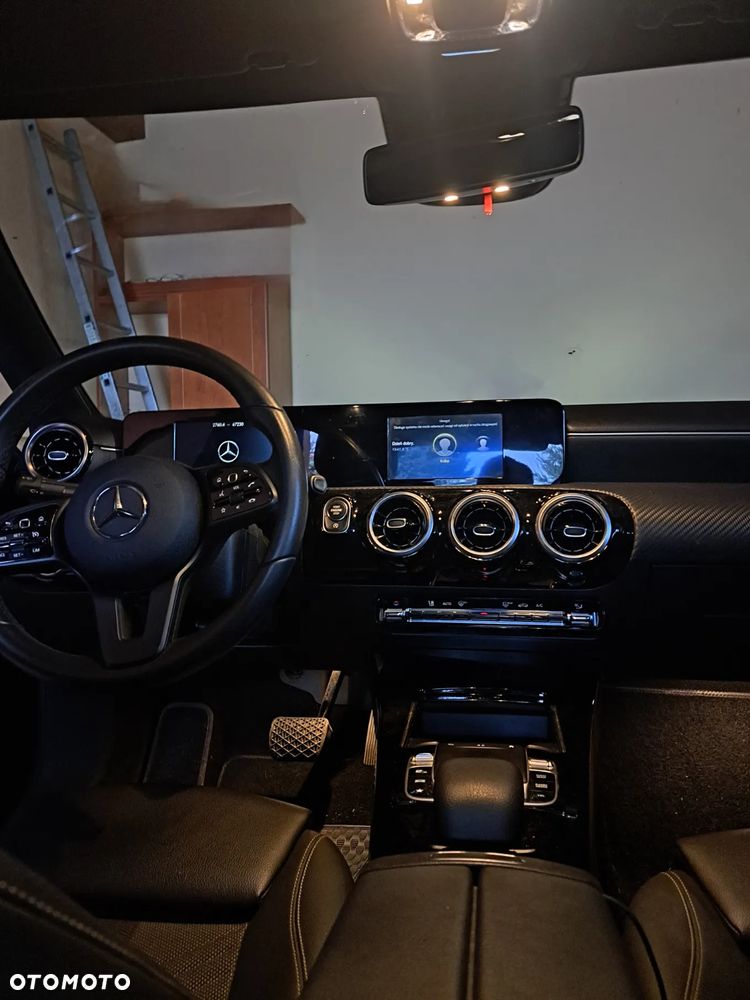 Mercedes-Benz Klasa A 250 7G-DCT - 13