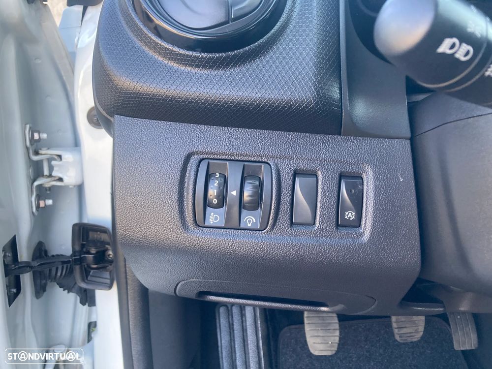 Renault Clio TCe 90 Limited - 15