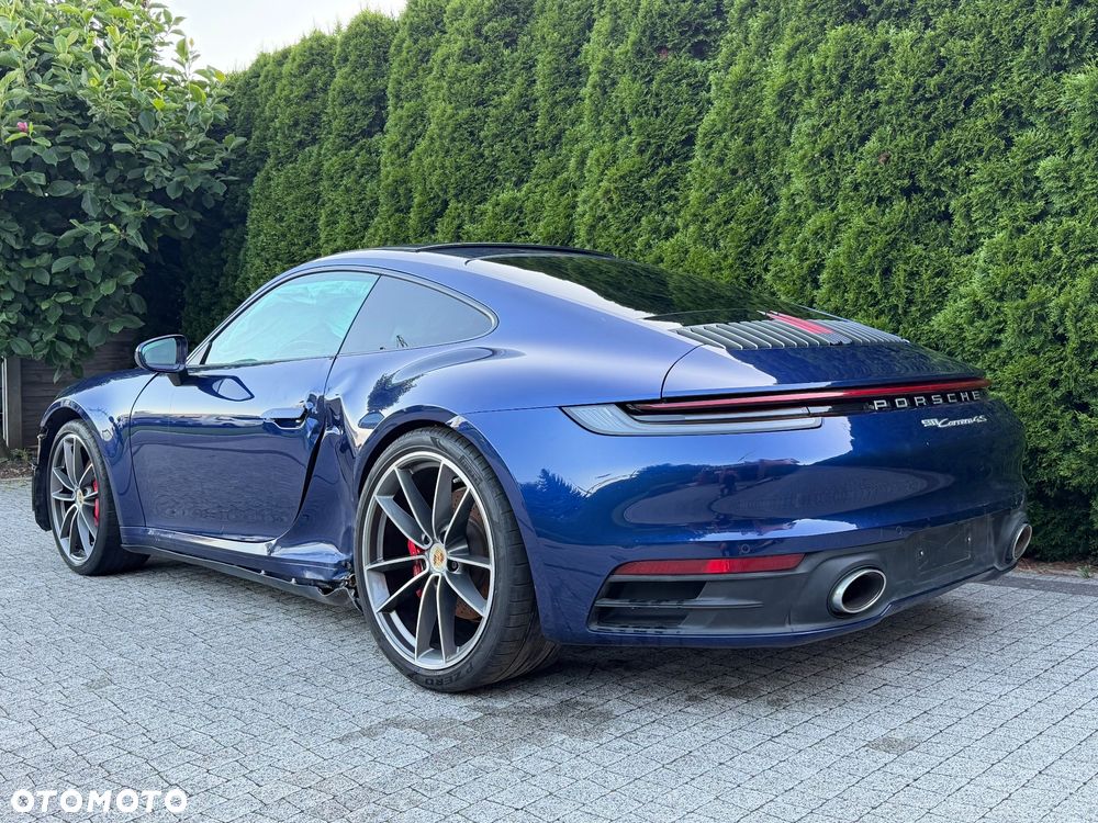 Porsche 911 Carrera 4S PDK - 3