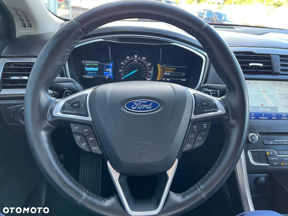 Ford Fusion - 6