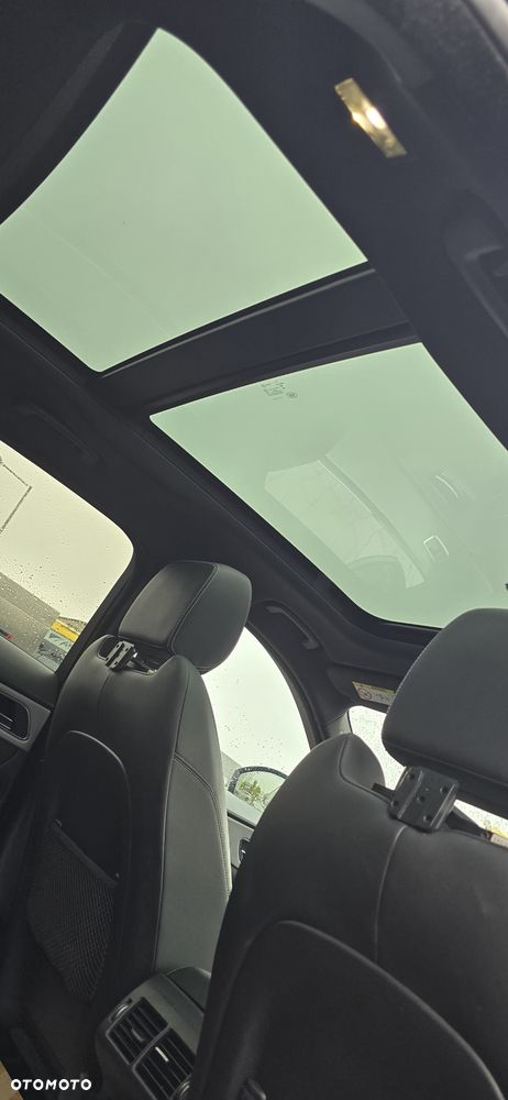 Jaguar F-Pace 20d AWD R-Sport - 35
