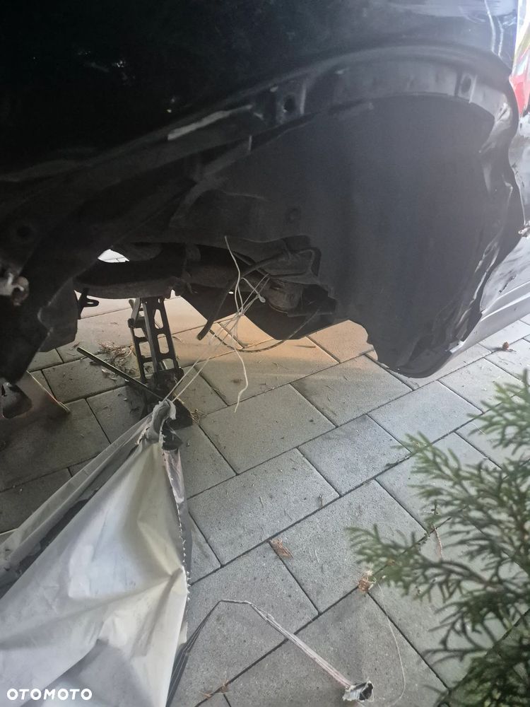 Subaru B9 Tribeca 3.0 TC Comfort - 10