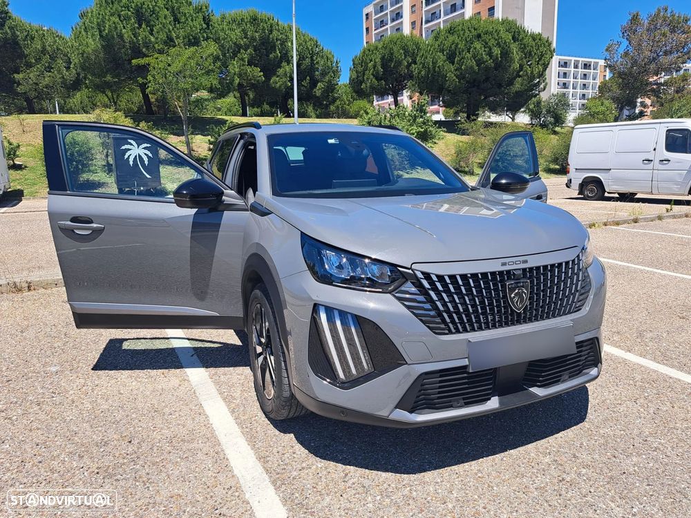 Peugeot 2008 1.2 PureTech Allure Pack EAT8 - 5