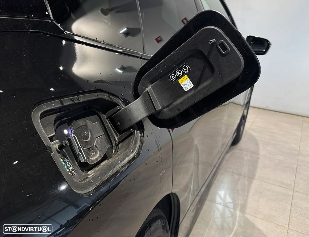 BMW iX xDrive 40 Pack Desportivo - 16