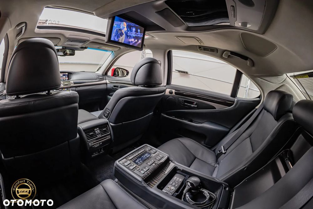 Lexus LS 600h Luxury Line - 29