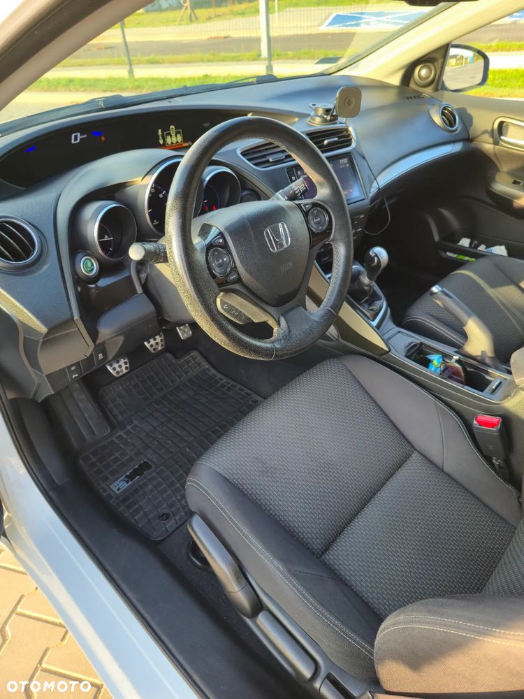 Honda Civic 1.8 Lifestyle (Honda Connect+) - 19
