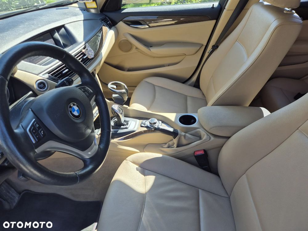 BMW X1 xDrive28i - 9