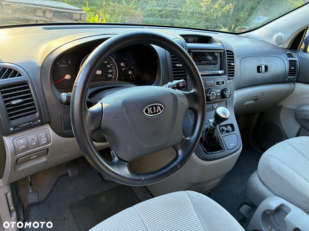 Kia Carnival 2.9 CRDi Tour - 12