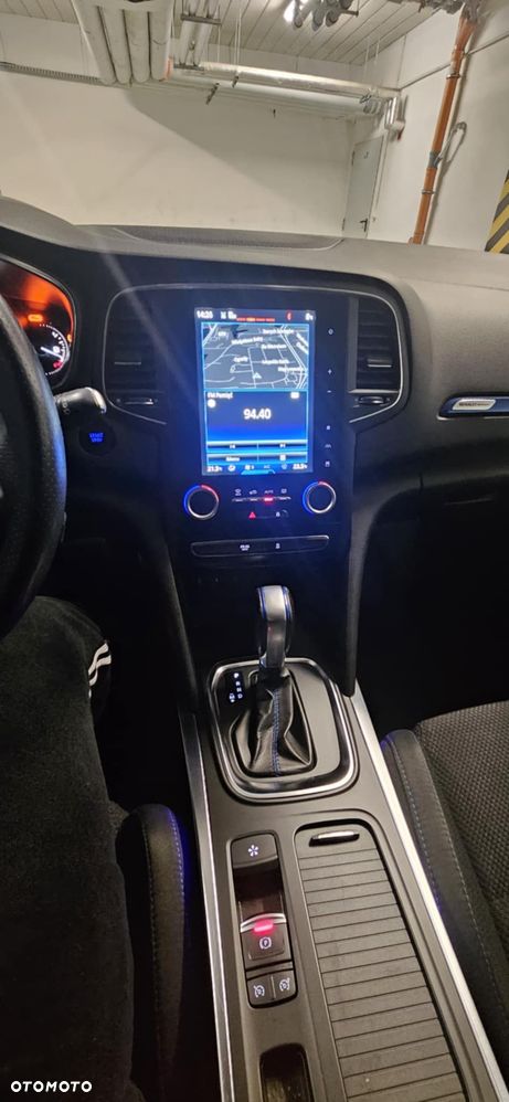 Renault Megane ENERGY TCe 205 EDC GT - 11