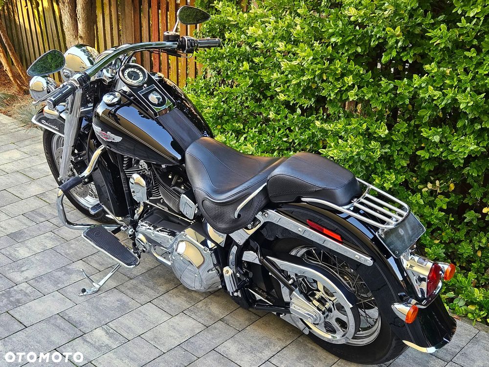 Harley-Davidson Softail Deluxe - 11