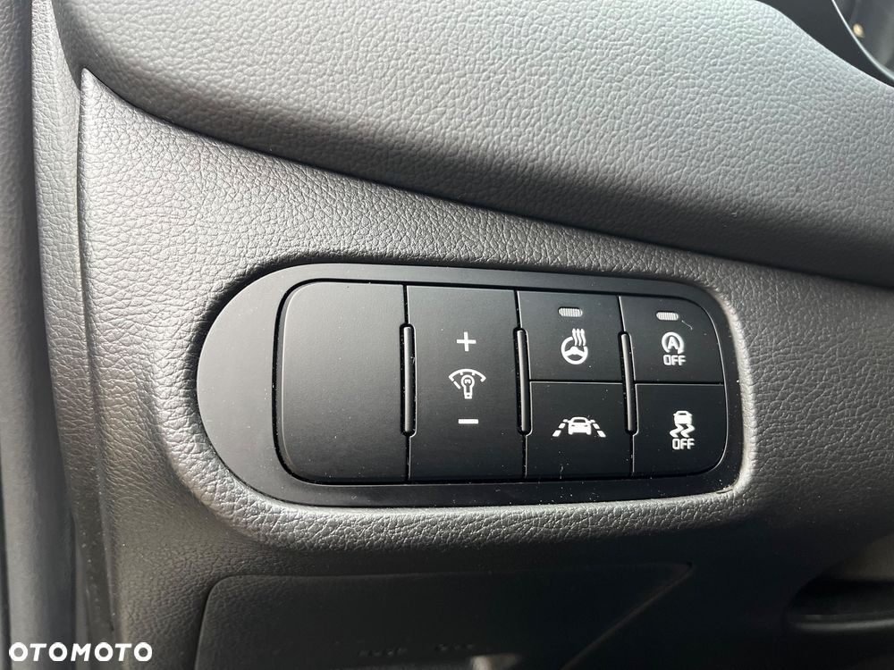 Kia Carens 1.7 CRDi XL 7os - 31