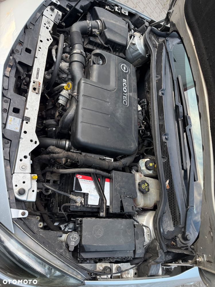 Opel Astra 1.7 CDTI DPF Active - 11