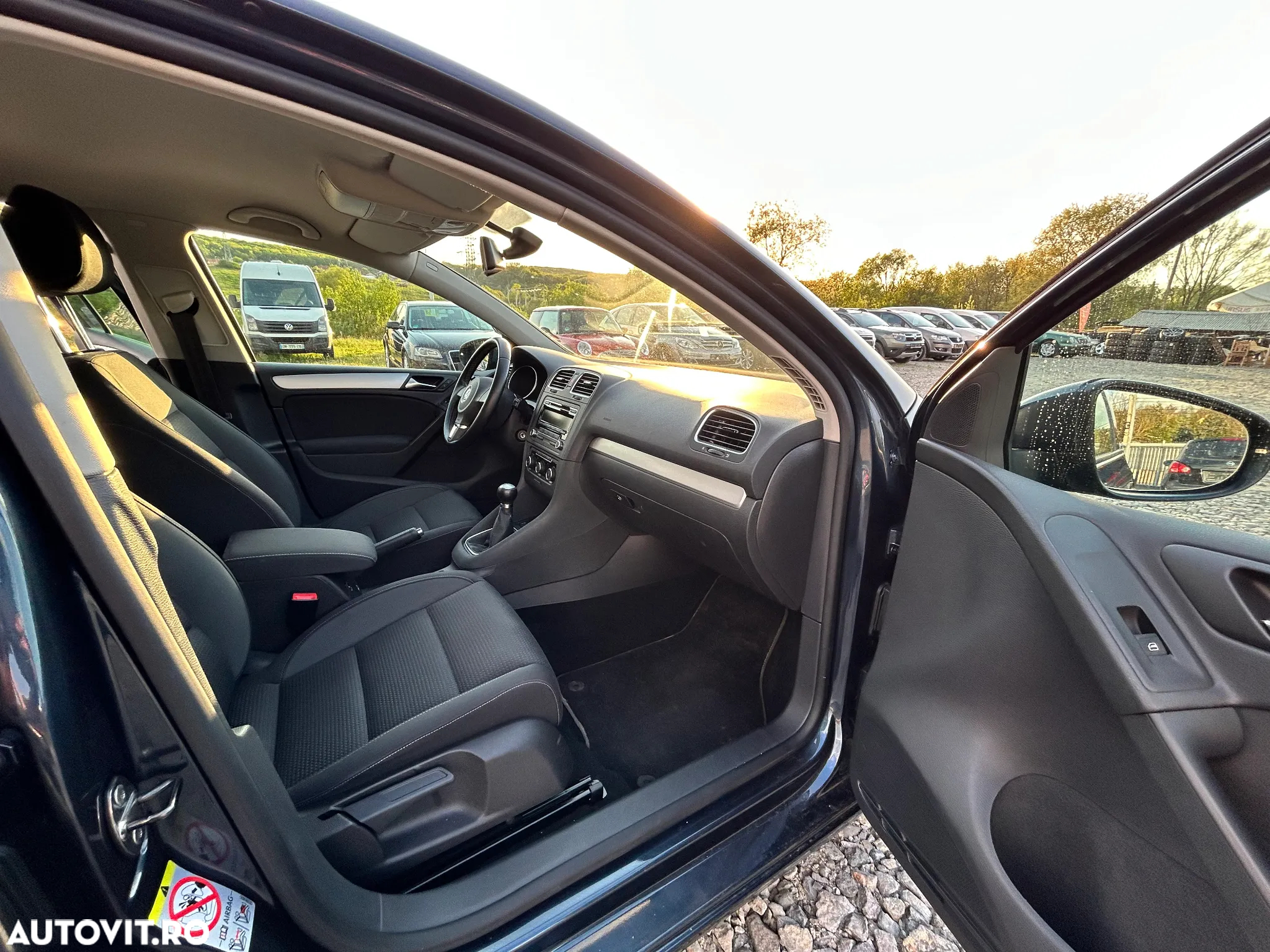 Volkswagen Golf 1.6 TDI DPF BMT Trendline - 19