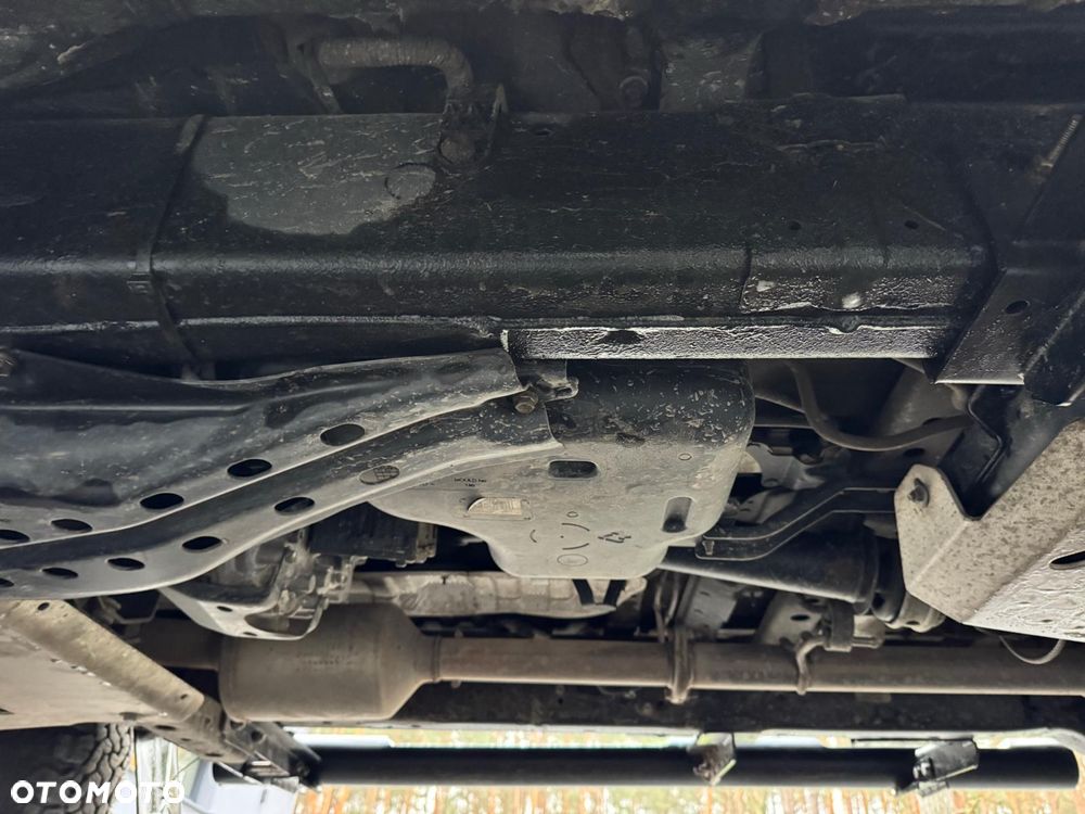 Toyota Hilux 2.8 D-4D Double Cab Invincible 4x4 - 11