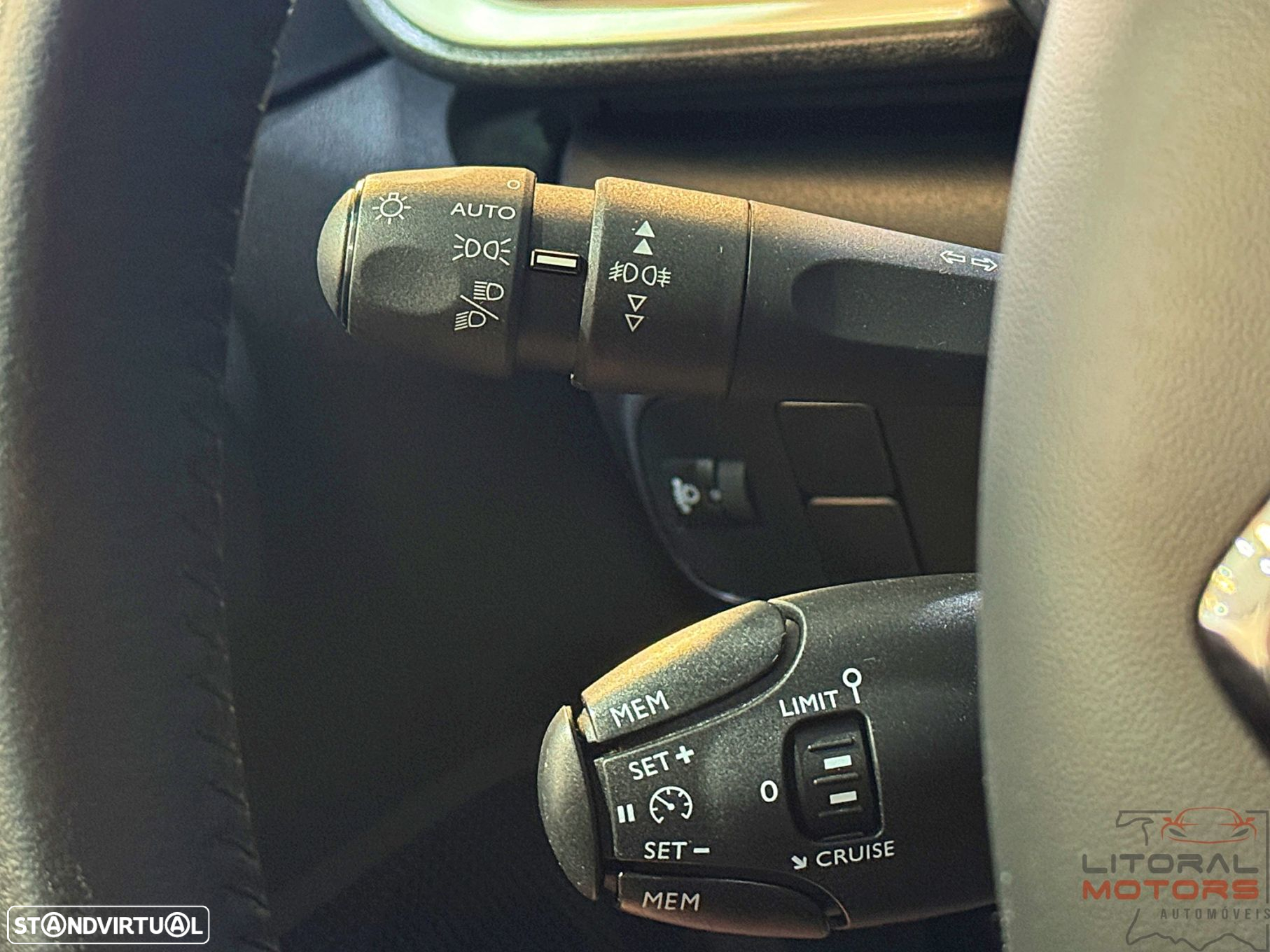 Citroën C3 1.2 PureTech Shine Pack - 23
