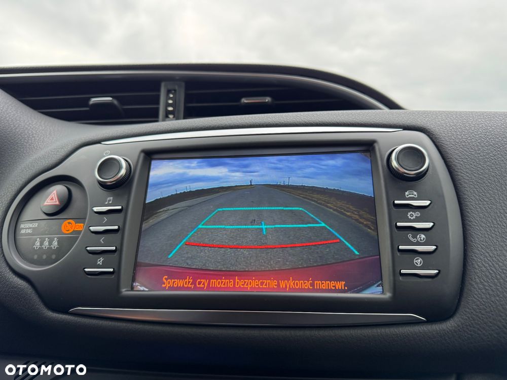 Toyota Yaris - 37