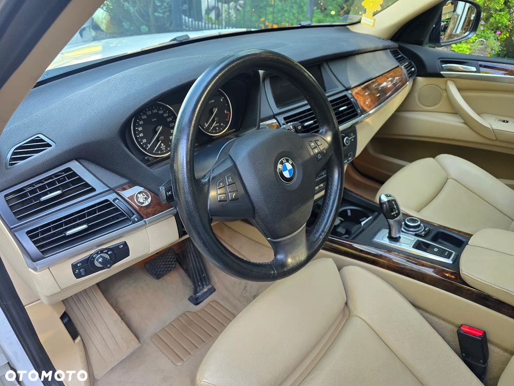 BMW X5 3.5d xDrive - 12