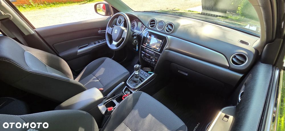 Suzuki Vitara 1.4 Boosterjet SHVS Comfort Plus 2WD - 17