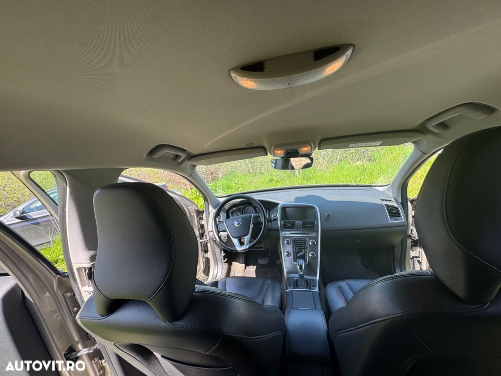 Volvo XC 60 D4 VEA Start-Stop Momentum - 12