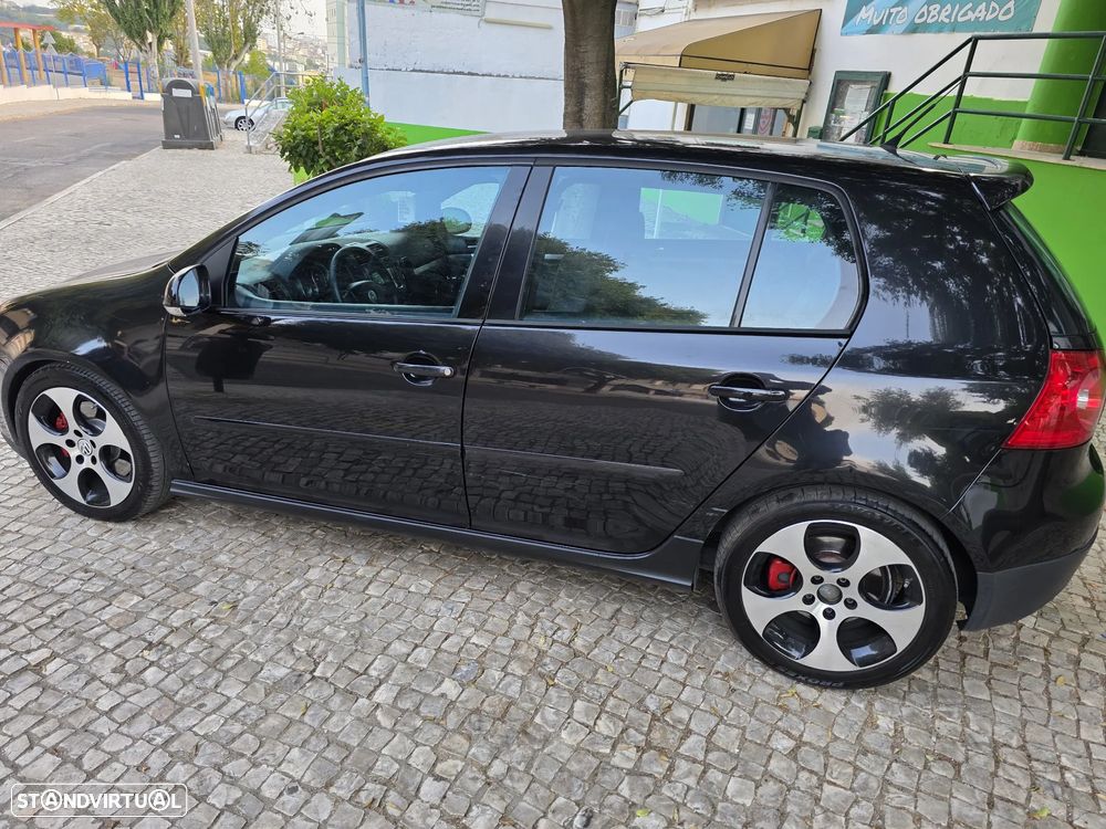 VW Golf - 4