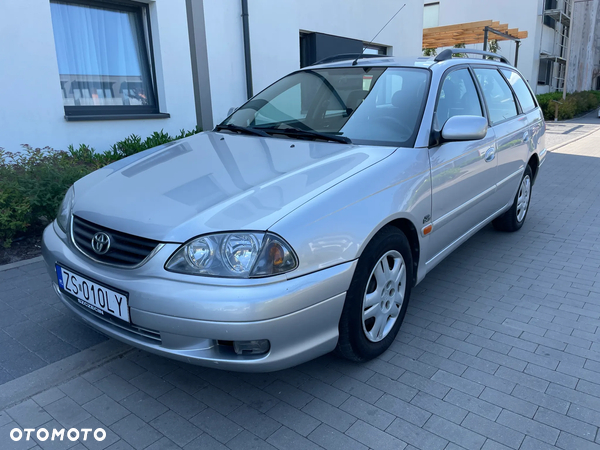 Toyota Avensis 2.0 D-4D Sol