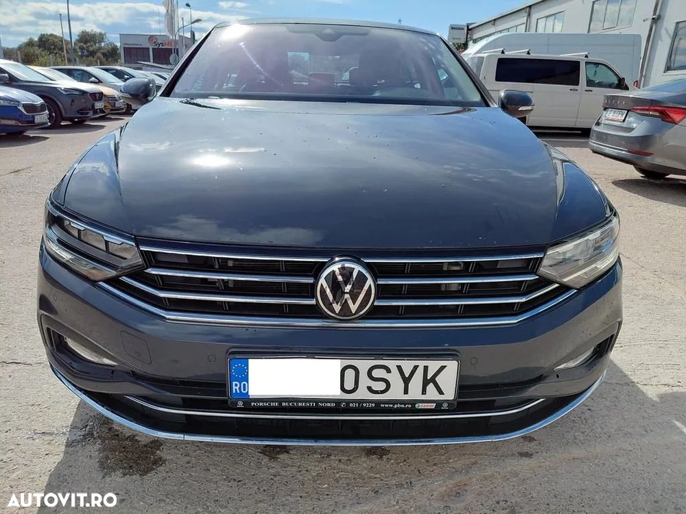 Volkswagen Passat 2.0 TDI DSG Highline - 11