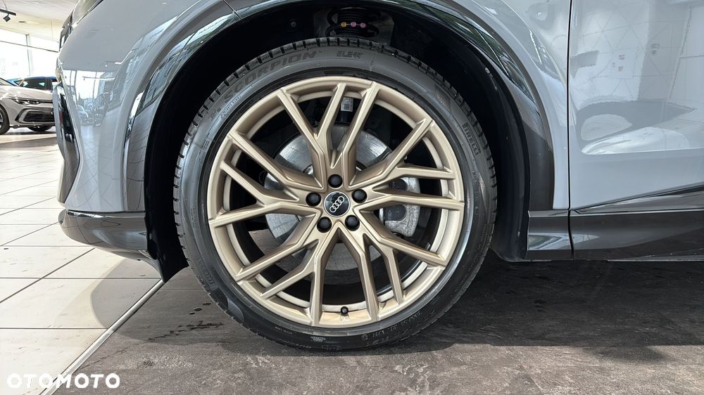Audi Q4 e-tron - 19