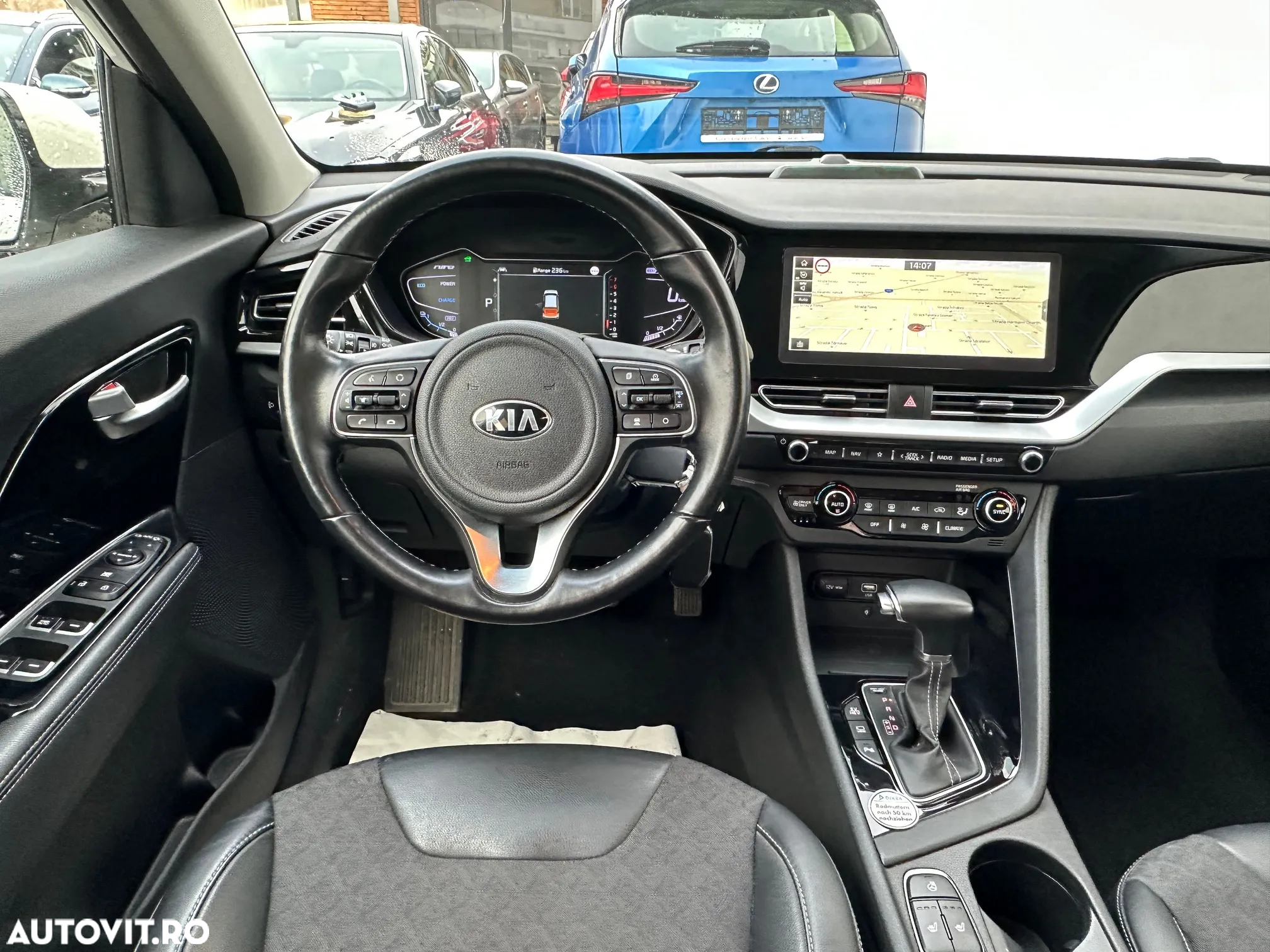 Kia Niro 1.6 GDI PHEV 2WD Aut. Vision - 26