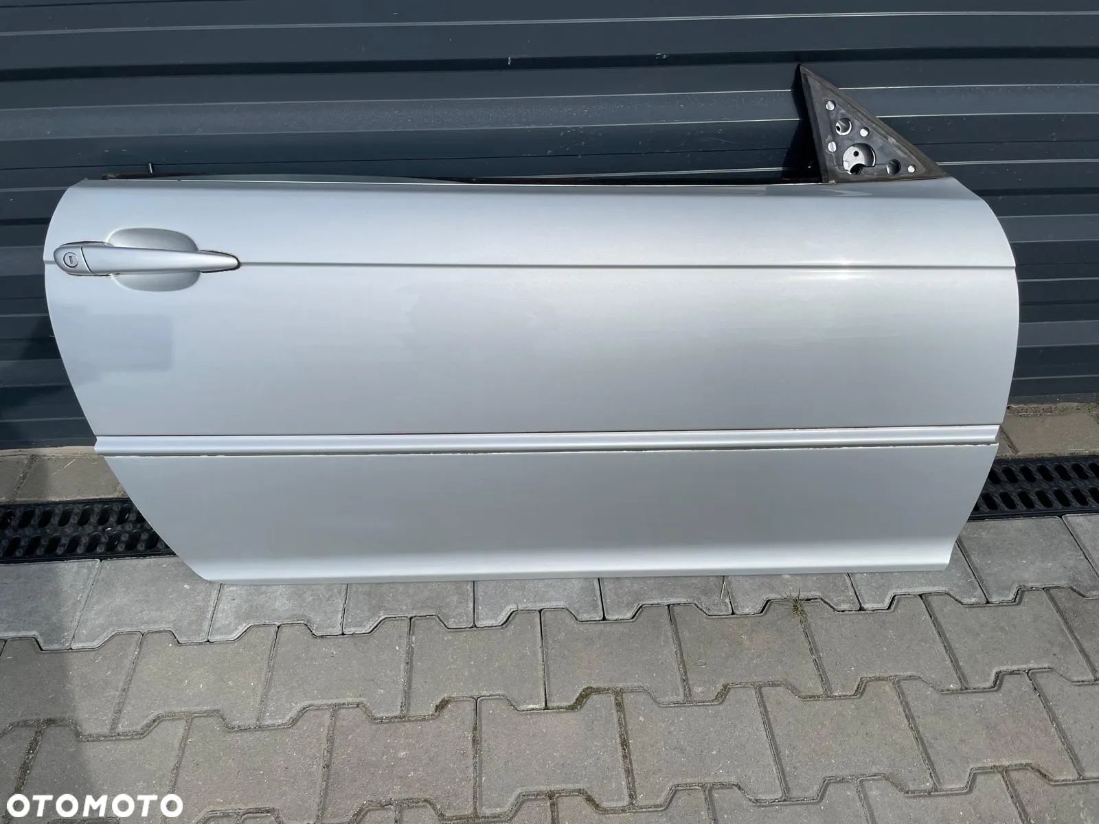 DRZWI PRAWE BMW E46 COUPE CABRIO KOLOR titansilber 354 - 1
