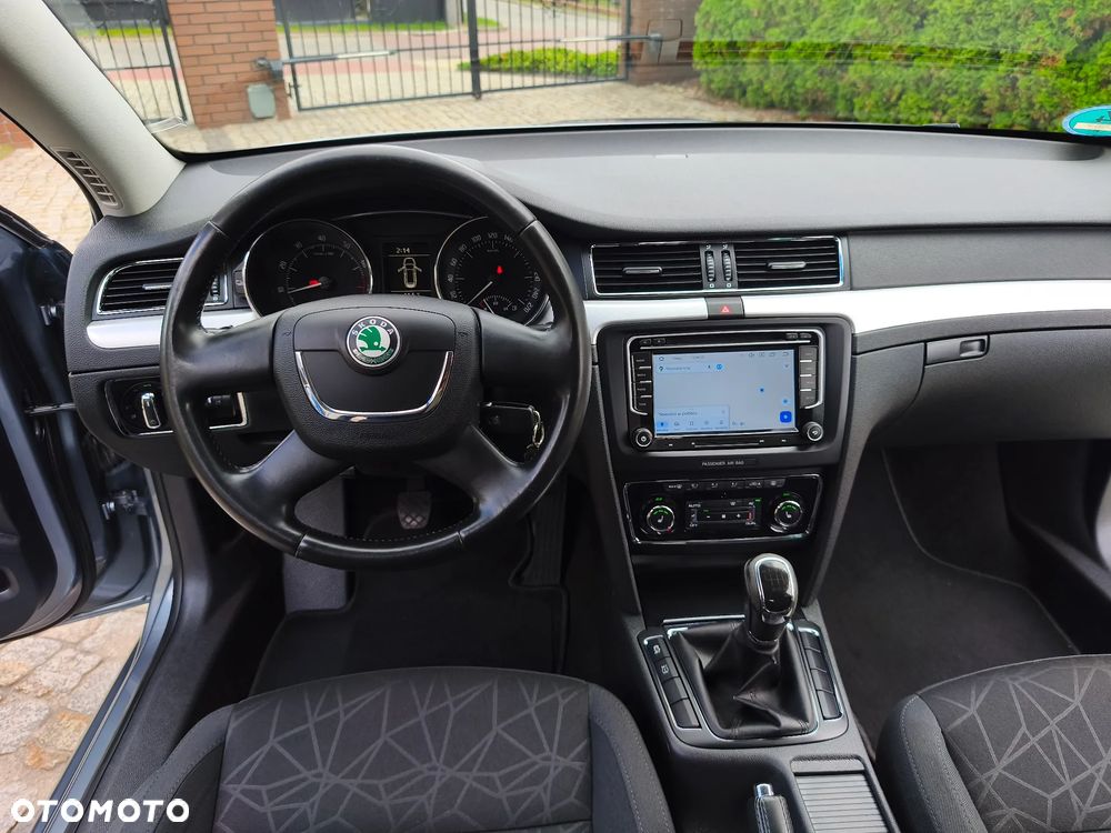 Skoda Superb 1.8 TSI FAMILY - 5