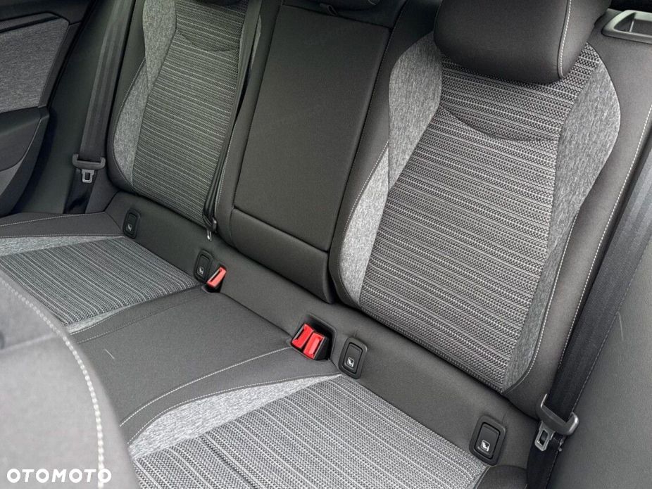 Skoda Superb 2.0 TDI SCR Drive DSG - 13