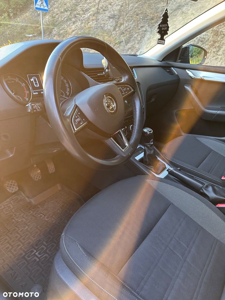 Skoda Octavia 1.5 TSI ACT Ambition - 14