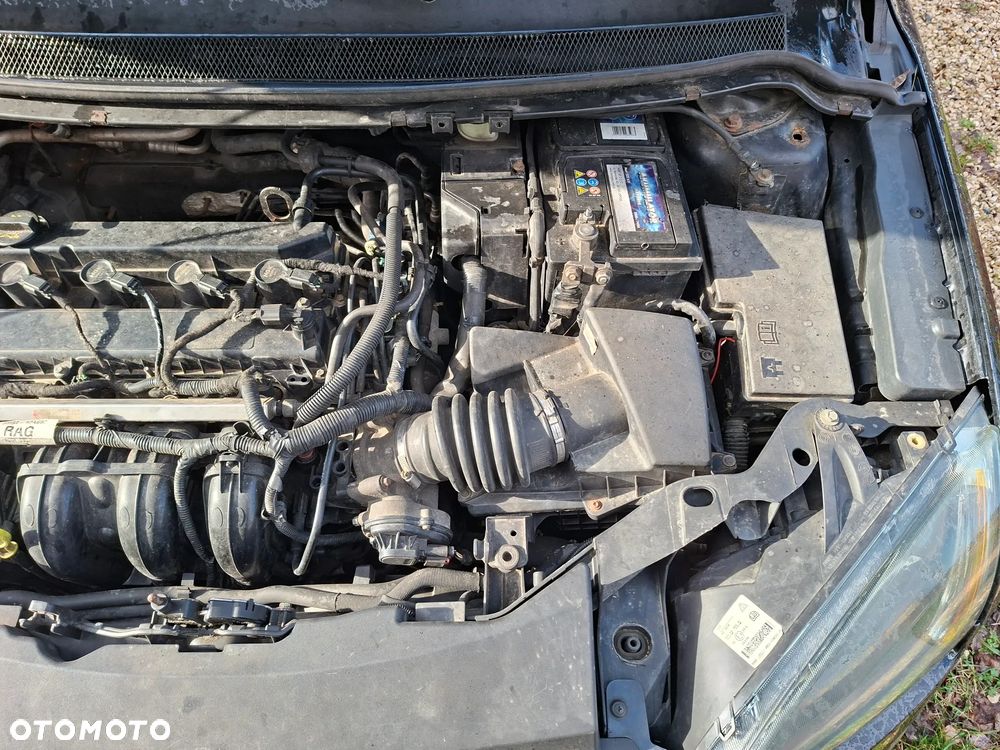 Ford Focus 2.0 Sport - 14