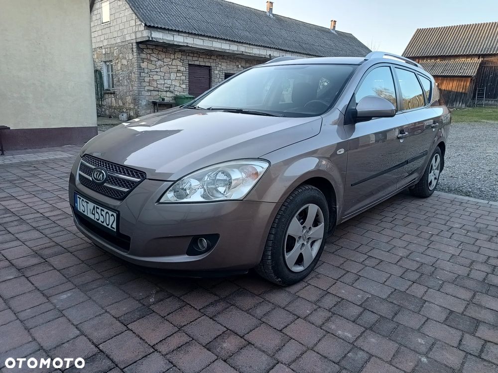 Kia Ceed 1.6 Crdi Comfort - 2