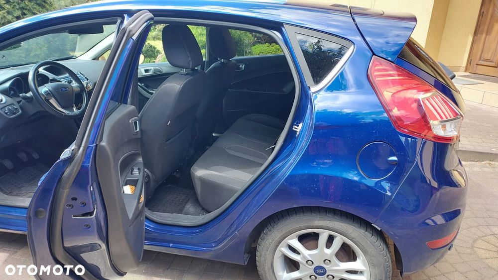 Ford Fiesta 1.0 EcoBoost STart-Stop Titanium - 12