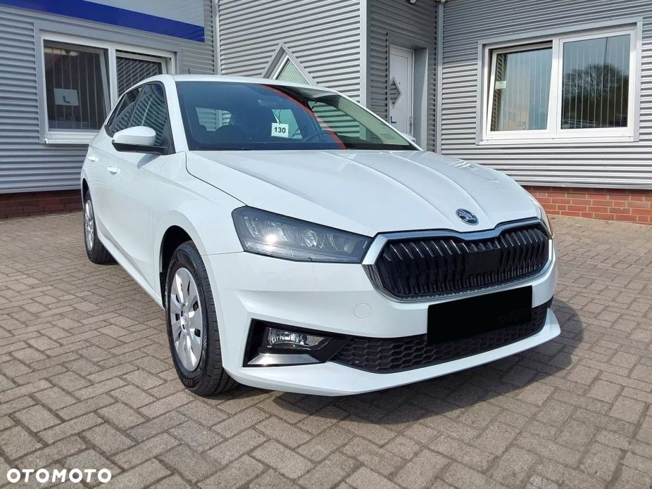 Skoda Fabia 1.0 Essence - 3