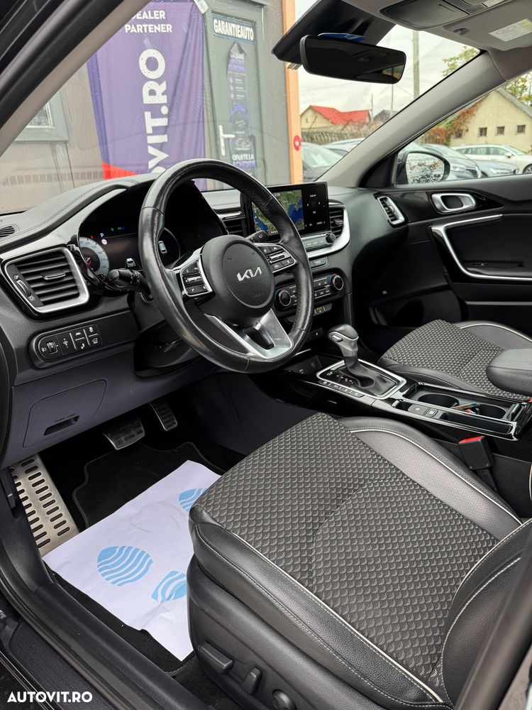 Kia Ceed 1.5 T-GDI MHEV 7DCT GT Line - 18