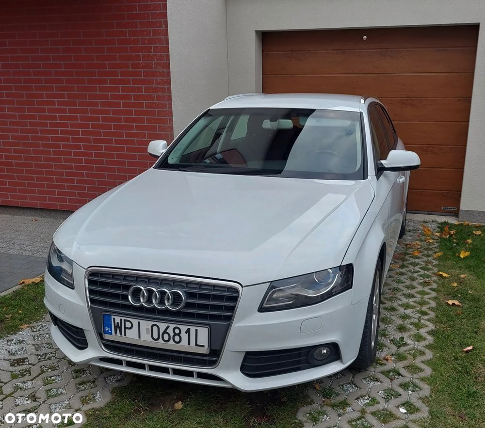 Audi A4 Avant - 1