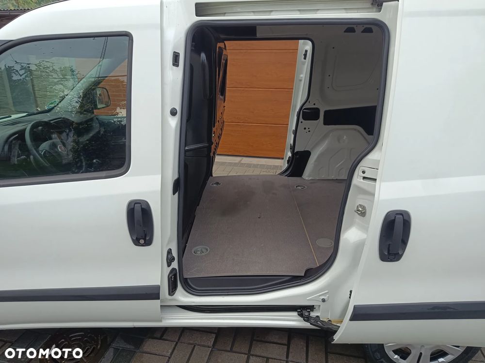 Fiat Doblo - 22