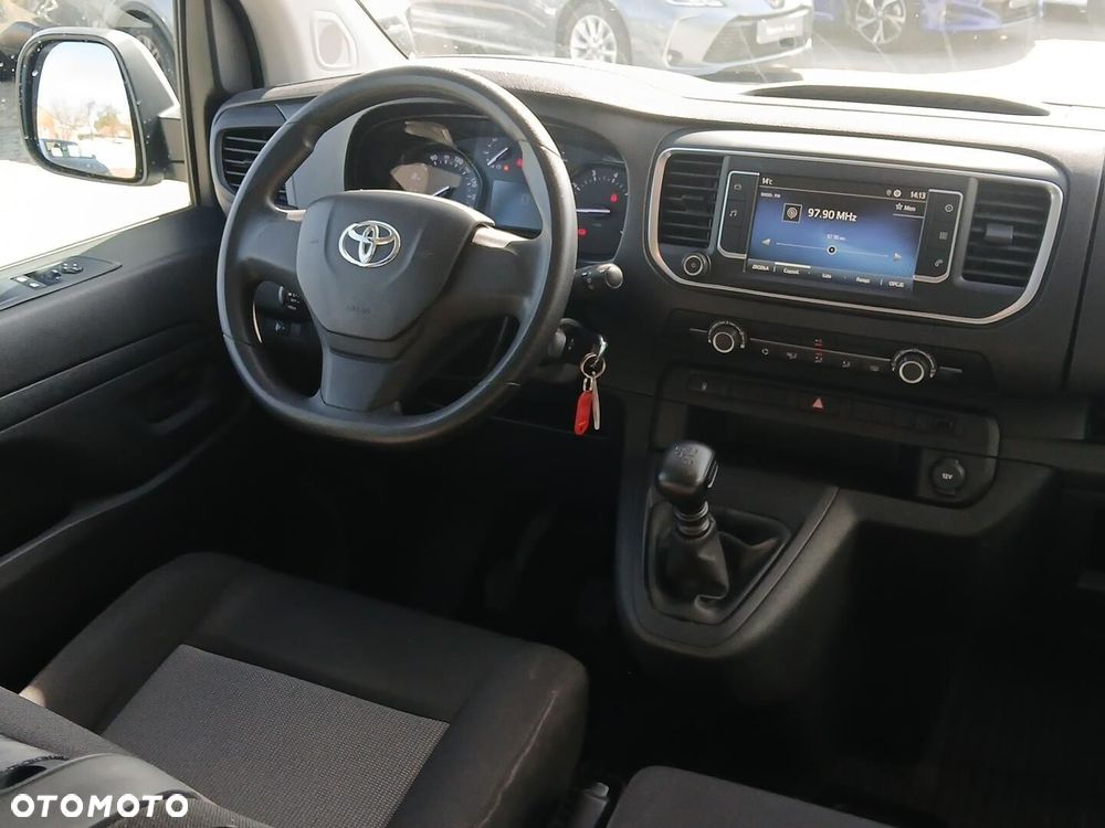 Toyota PROACE - 16
